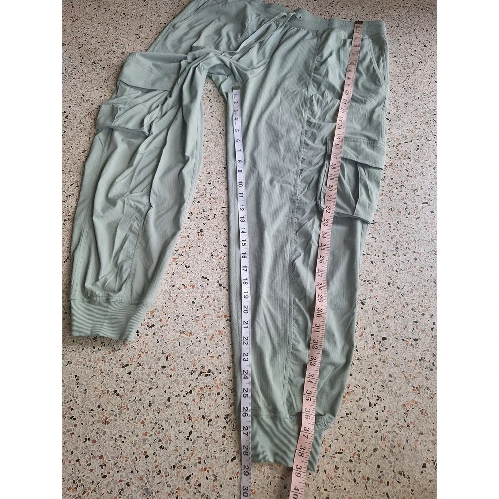 Lululemon Dance Studio Relaxed Fit Mid-Rise Cargo Jogger